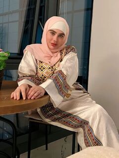 انجي خوري